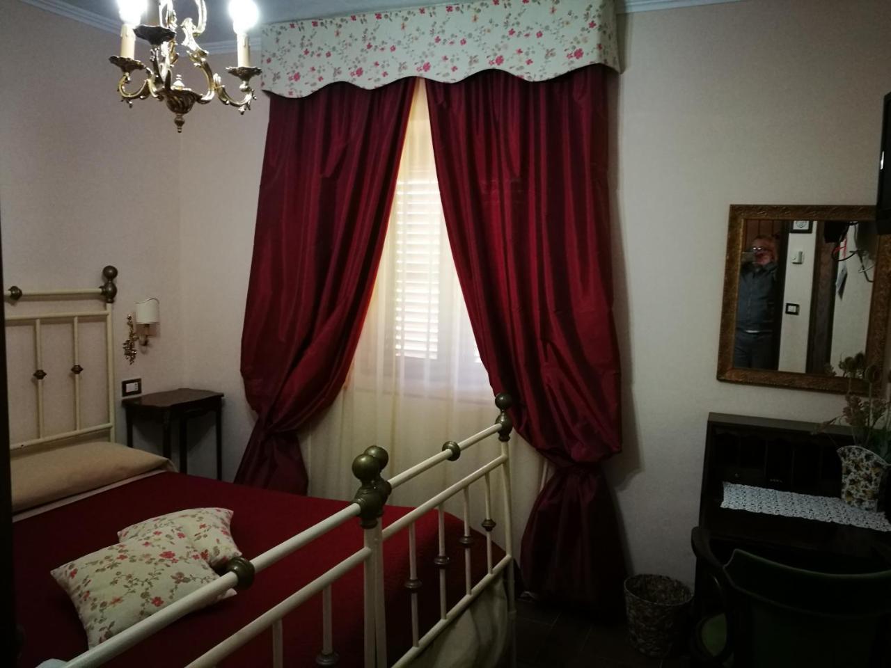 L'Antico Ritrovo Bed and Breakfast Moliterno Exterior foto