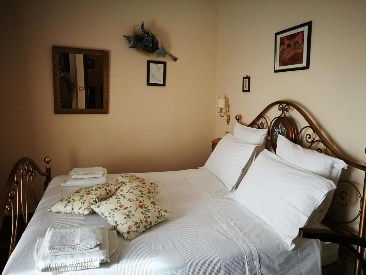 L'Antico Ritrovo Bed and Breakfast Moliterno Exterior foto